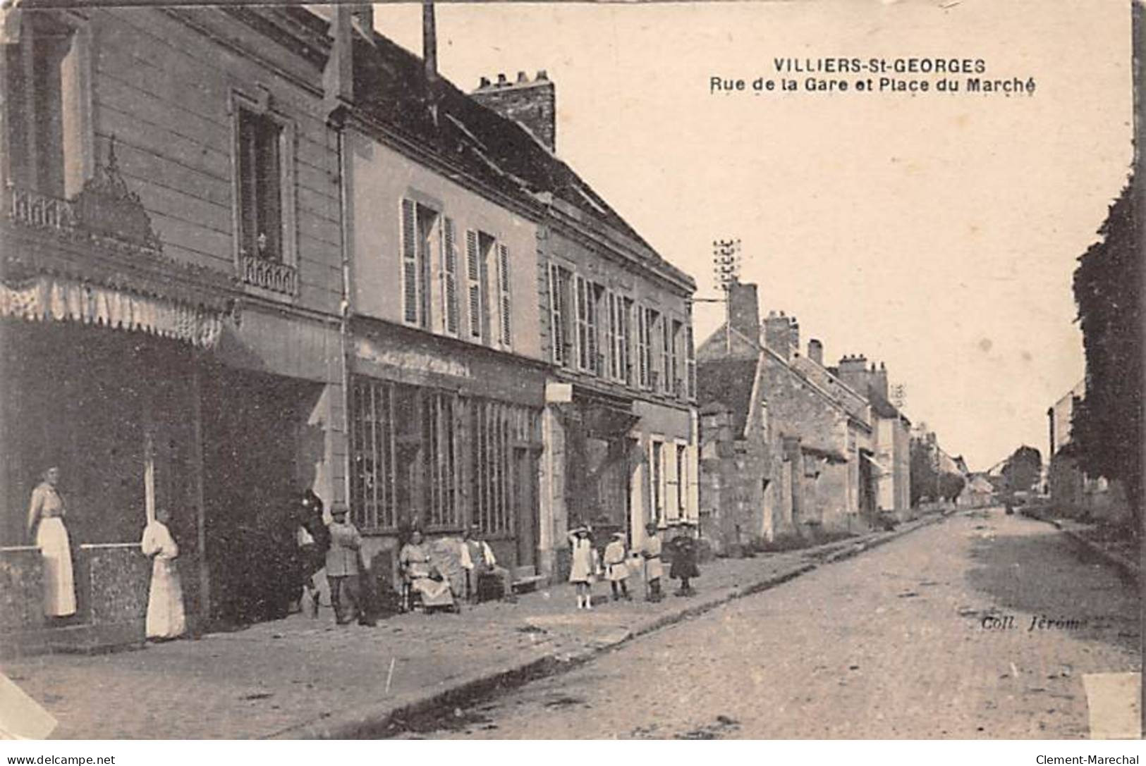 VILLIERS SAINT GEORGES - Rue De La Gare Et Place Du Marché - Très Bon état - Villiers Saint Georges