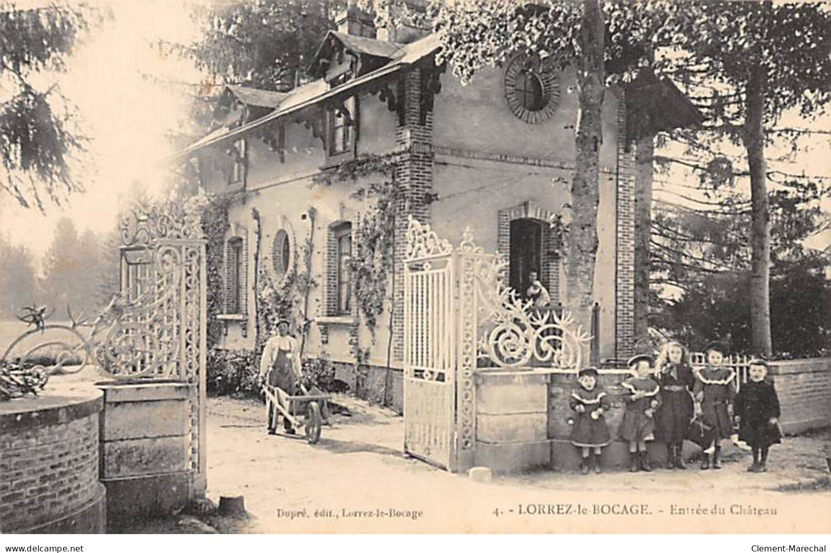 LORREZ LE BOCAGE - Entrée Du Château - Très Bon état - Lorrez Le Bocage Preaux