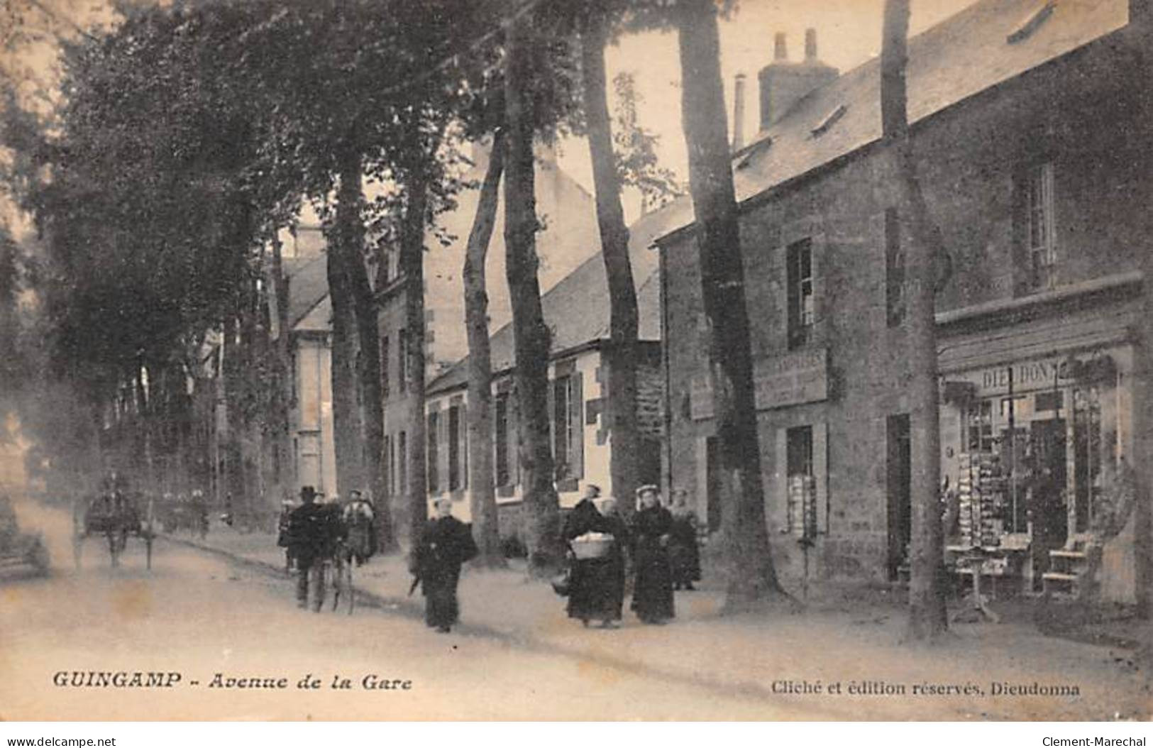 GUINGAMP - Avenue De La Gare - Très Bon état - Guingamp