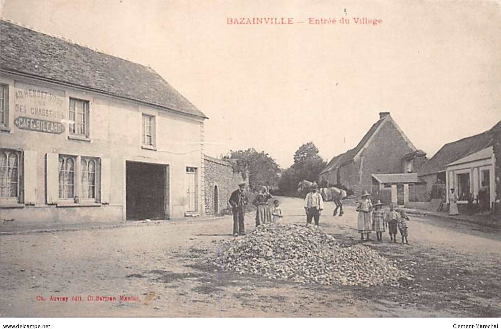 BAZAINVILLE - Entrée Du Village - Très Bon état - Other & Unclassified