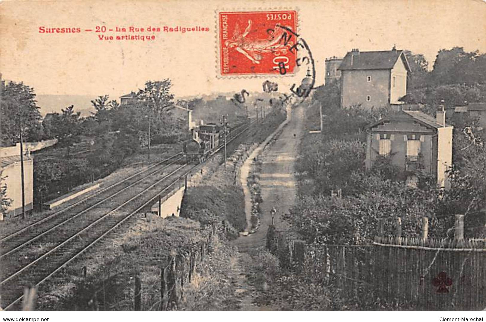 SURESNES - La Rue Des Radiguelles - Vue Artistique - Très Bon état - Suresnes