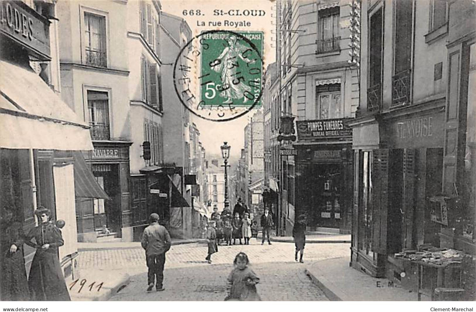 SAINT CLOUD - La Rue Royale - Très Bon état - Saint Cloud