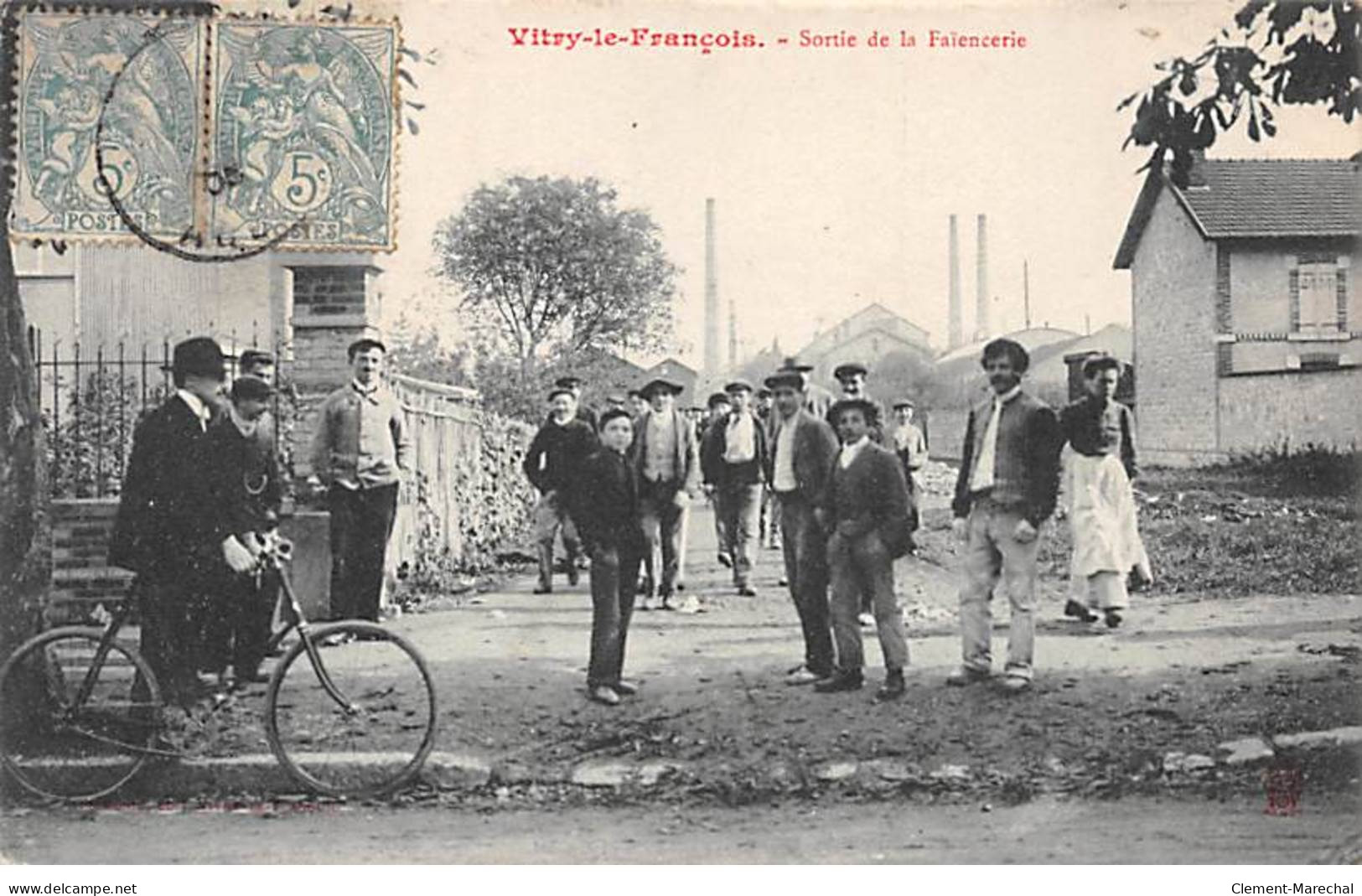 VITRY LE FRANCOIS - Sortie De La Faïencerie - Très Bon état - Vitry-le-François
