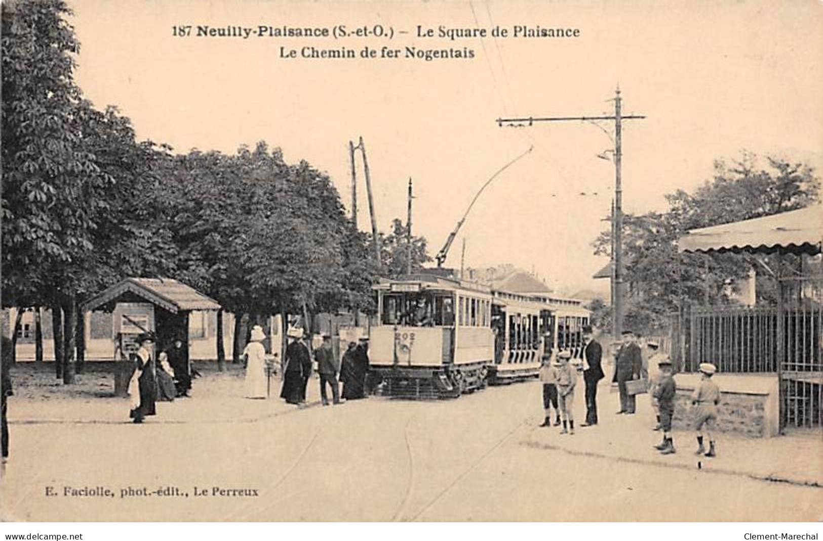 NEUILLY PLAISANCE - Le Square De Plaisance - Le Chemin De Fer Nogentais - Très Bon état - Neuilly Plaisance