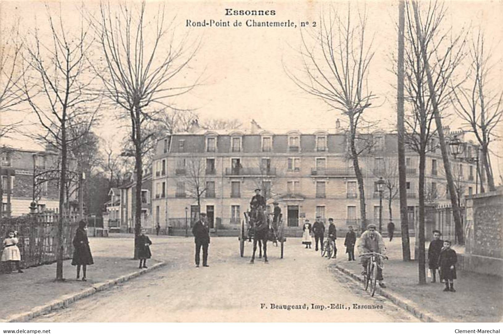 ESSONNES - Rond Point De Chantemerle - Très Bon état - Essonnes