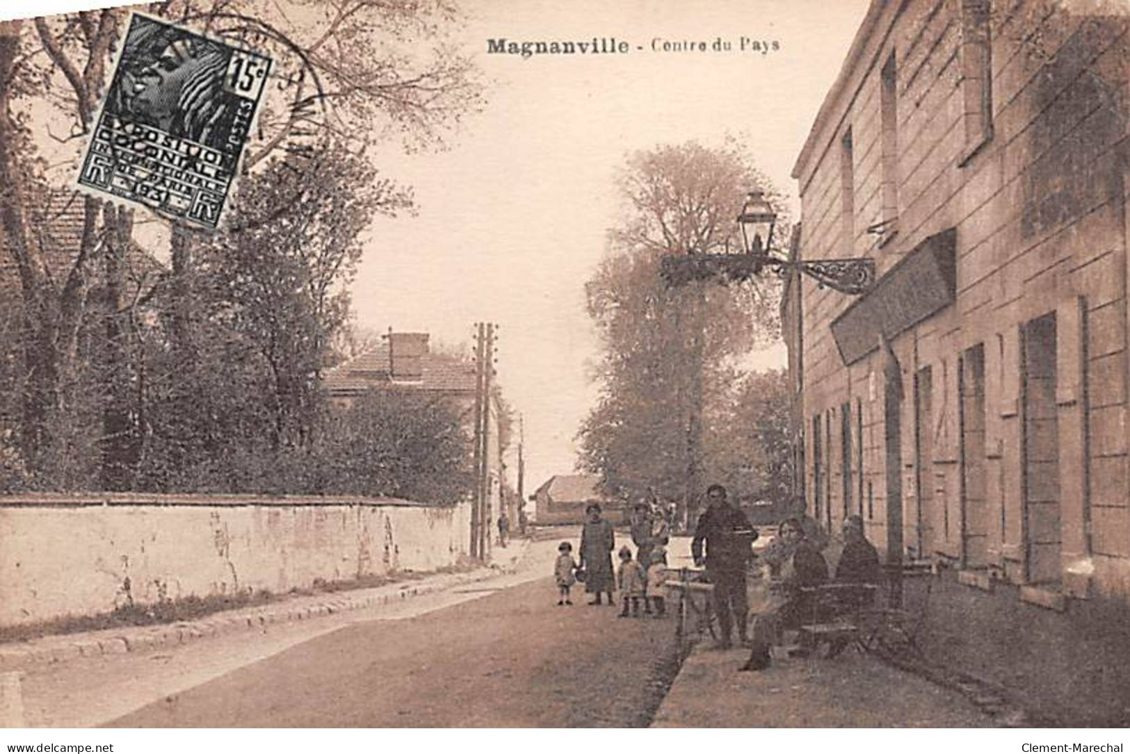 MAGNANVILLE - Centre Du Pays - Très Bon état - Magnanville