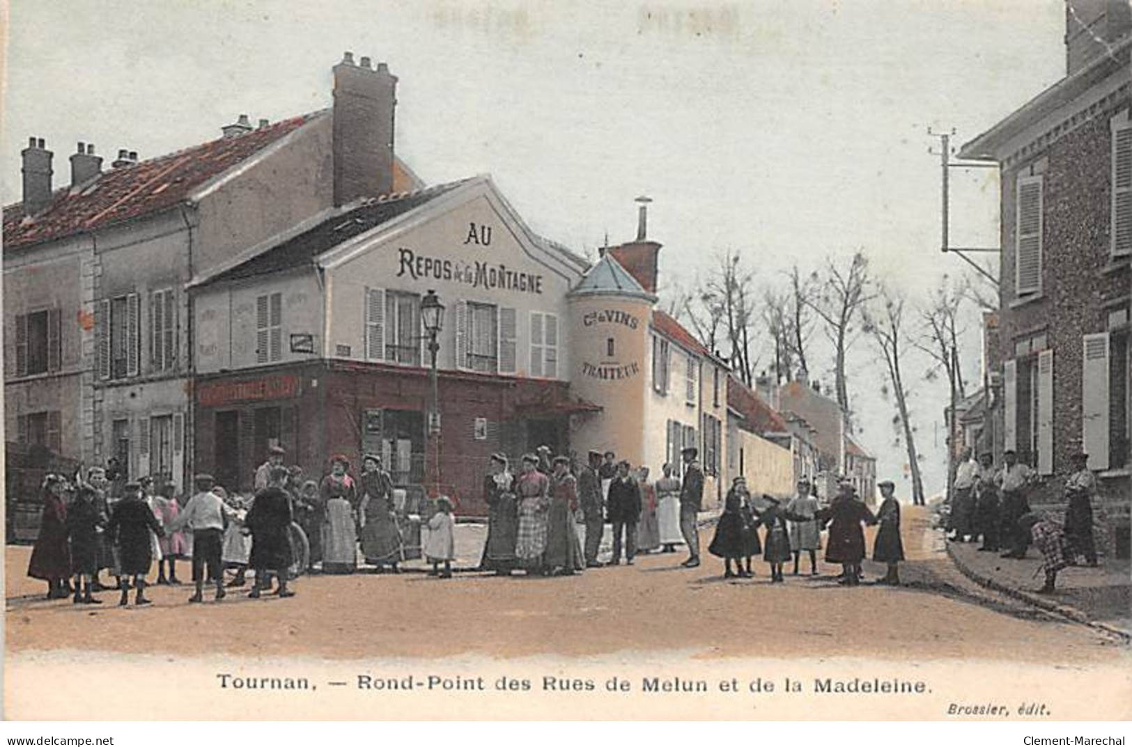 TOURNAN - Rond Point Des Rues De Melun Et De La Madeleine - Très Bon état - Tournan En Brie