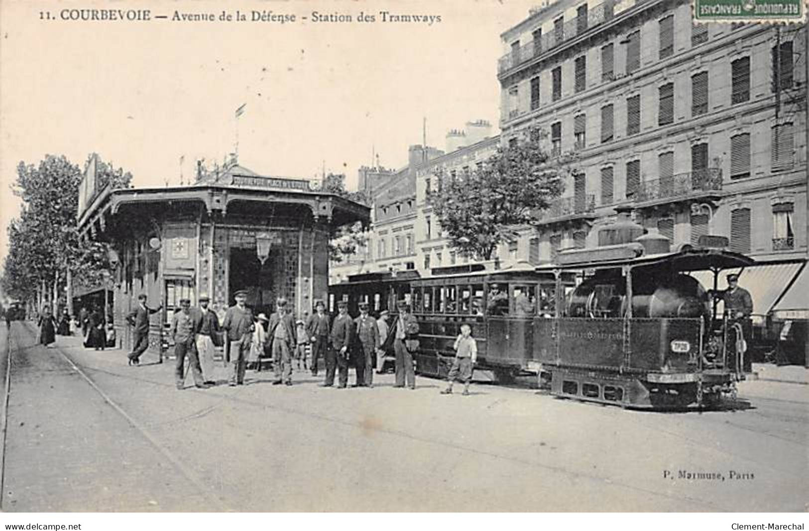 COURBEVOIE - Avenue De La Défense - Station Des Tramways - Très Bon état - Courbevoie