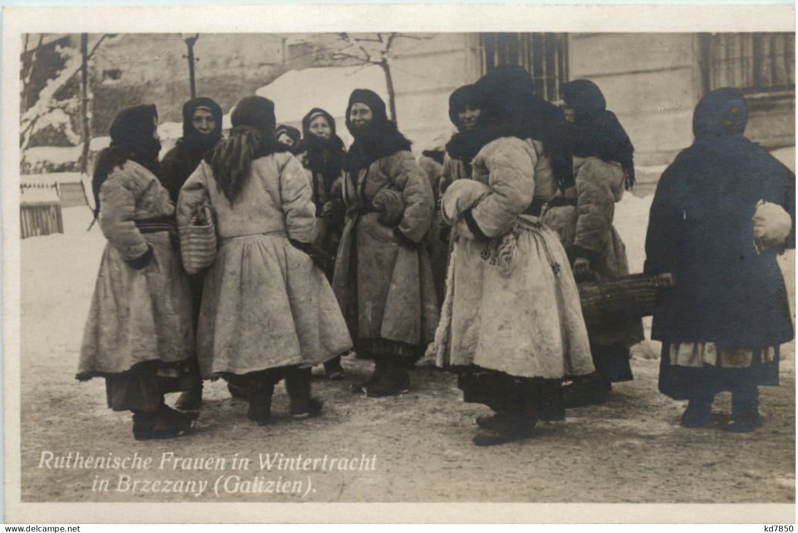 Ruthenische Frauen In Wintertrach In Brzezany - Ukraine