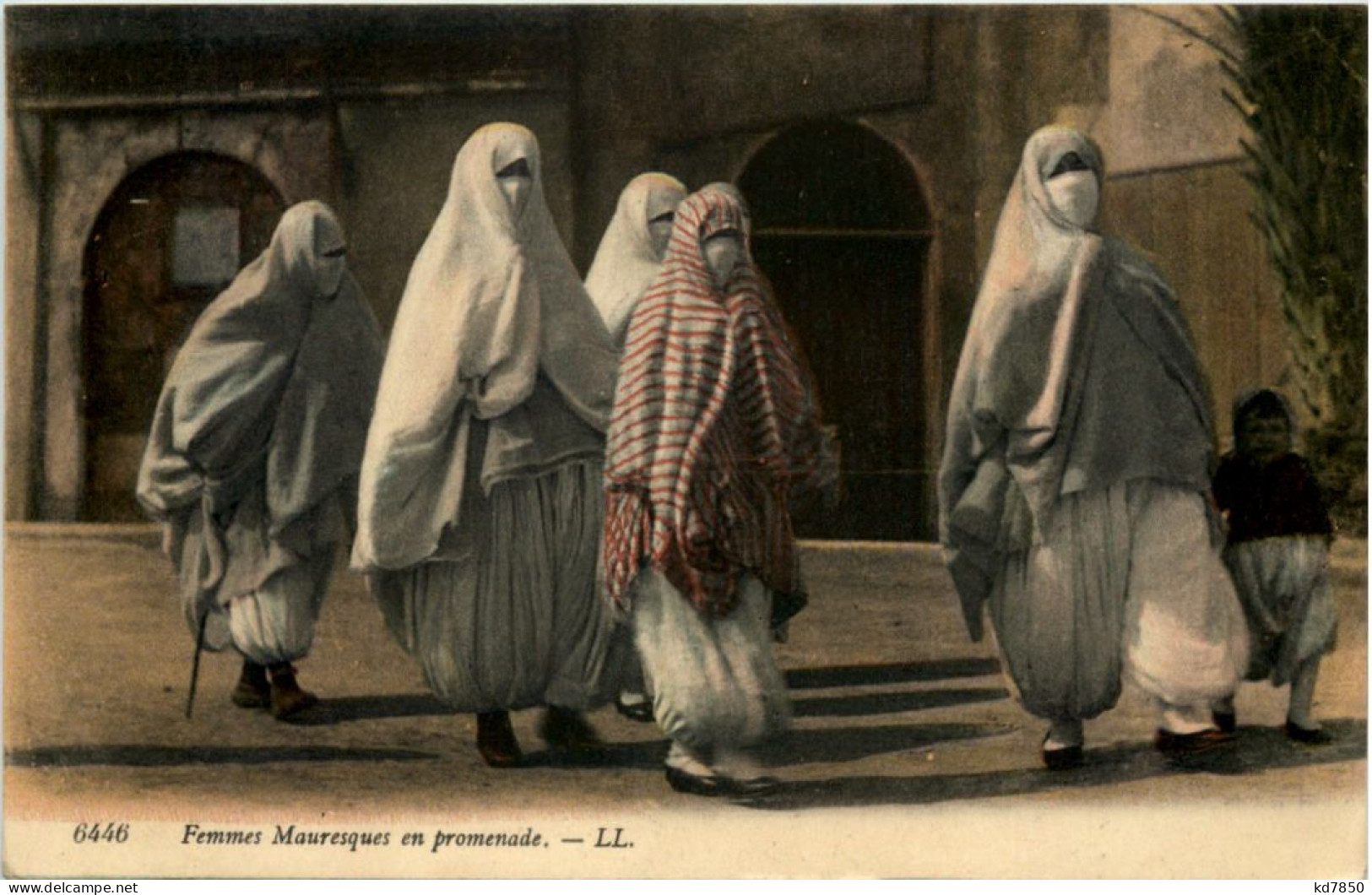 Femmes Mauresques En Promenade - Vrouwen