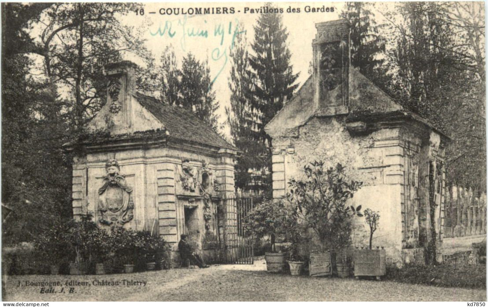 Coulommiers, Pavillons Des Gardes - Autres & Non Classés
