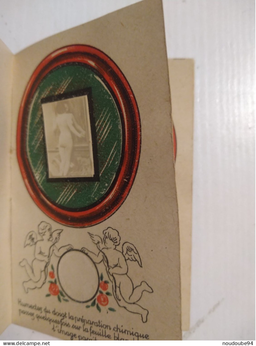 Petit Livret Album Mysterieux Avec 3 Feuillets Images Femmes Nues Seins Nus Beaute Feminine Curiosites - Sammlungen