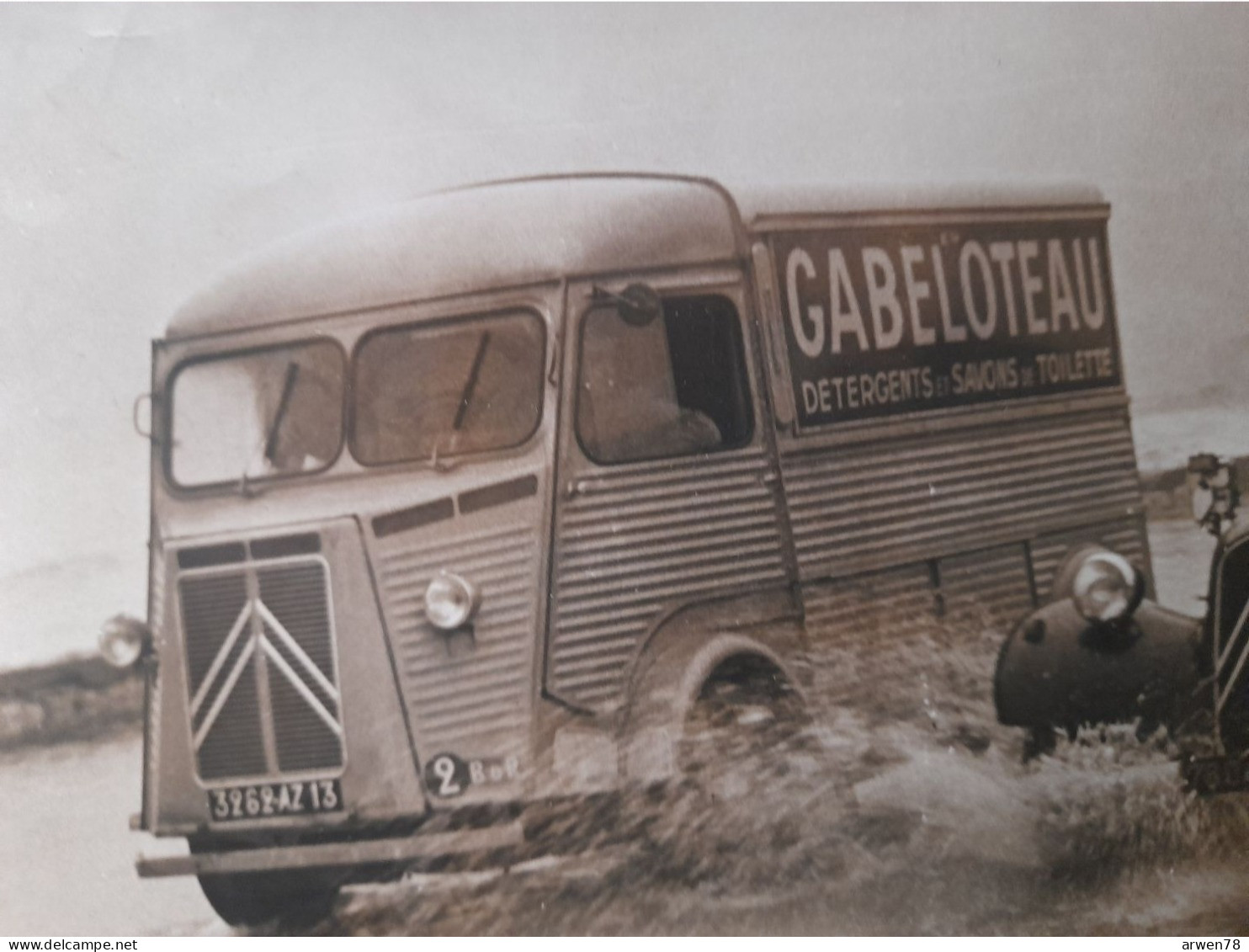 Photo MARSEILLE CANEBIERE INONDATION CITROEN H SAVON GABELOTEAU  TAXI TRACTION AVANT 1959 - Coches