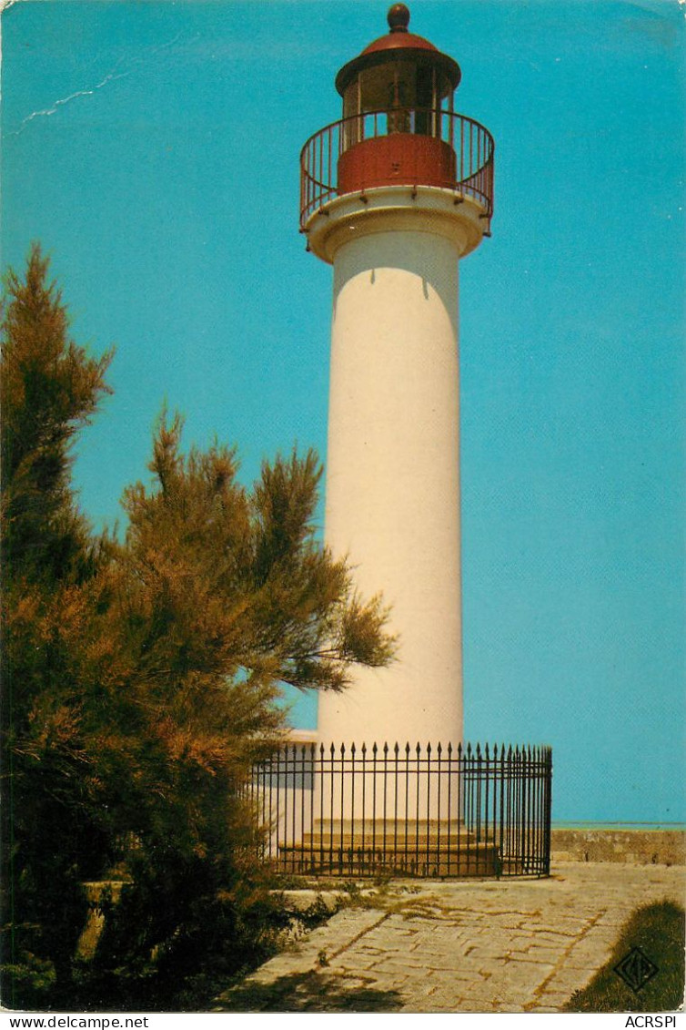 17 SAINT-MARTIN-DE-Ré Le Phare De La Barbette Feux Rouge (Scan R/V) N° 43 \MS9017 - Saint-Martin-de-Ré