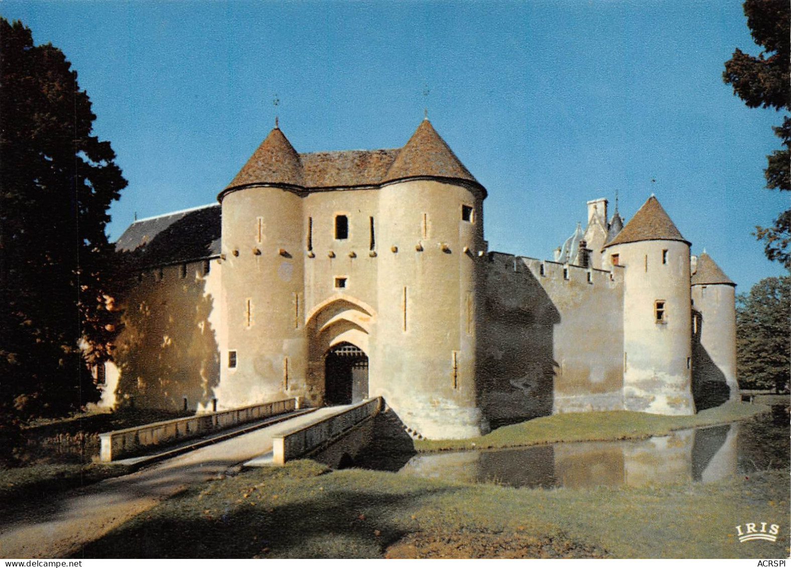 18 AINAY-le-VIEIL Le Chateau Carte Vierge Non Circulé éd Théojac (Scan R/V) N° 33 \MS9016 - Saint-Amand-Montrond