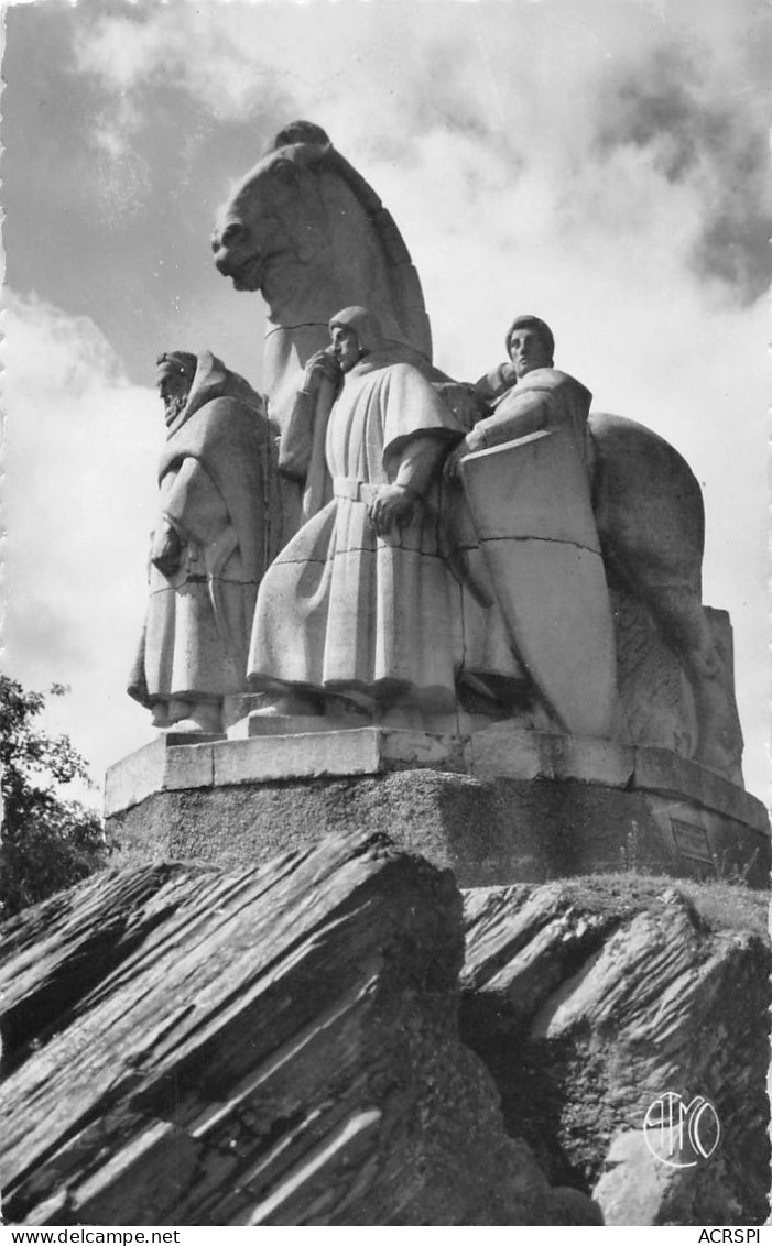 08 MONTHERME CHATEAU-REGNAULT Monument Des 4 Fils Aymon (Scan R/V) N° 47 \MS9014 - Montherme