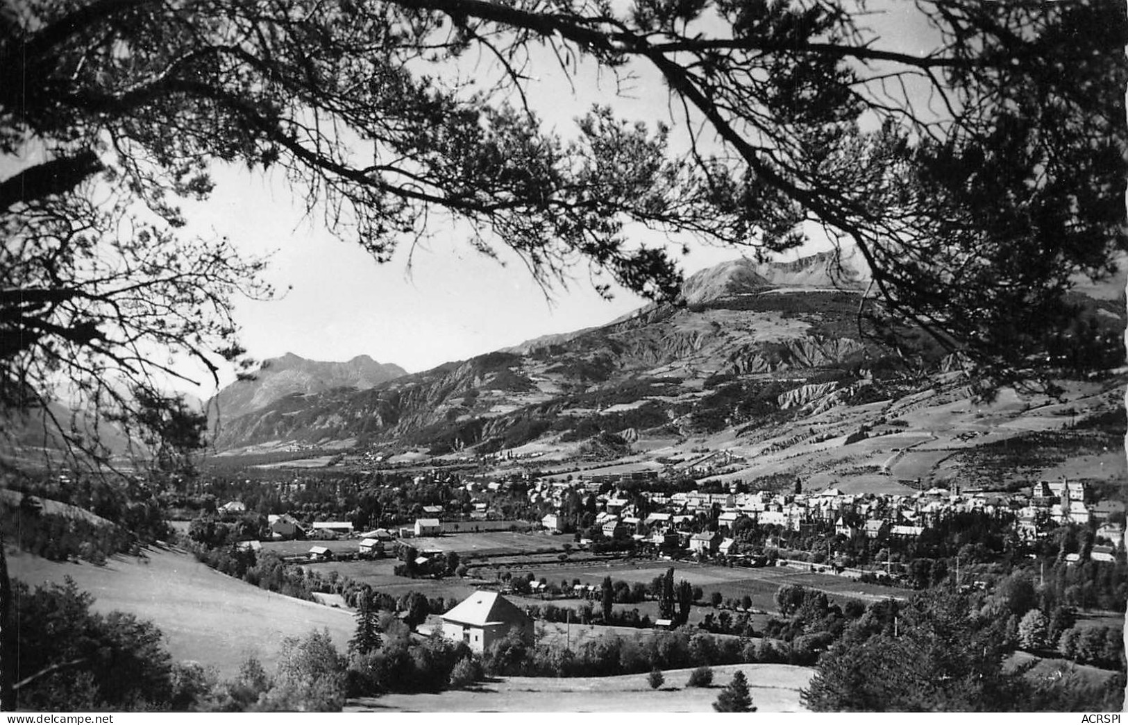 04 BARCELONNETTE Vue Générale (Scan R/V) N° 32 \MS9013 - Barcelonnetta