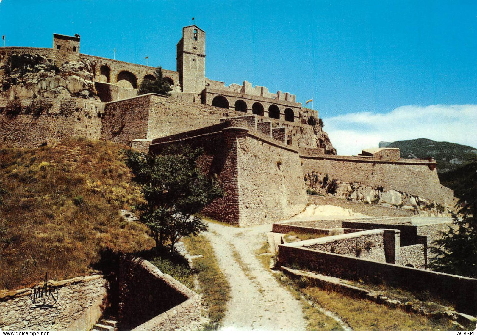 04 SISTERON Le Chemin De Ronde (Scan R/V) N° 6 \MS9011 - Sisteron