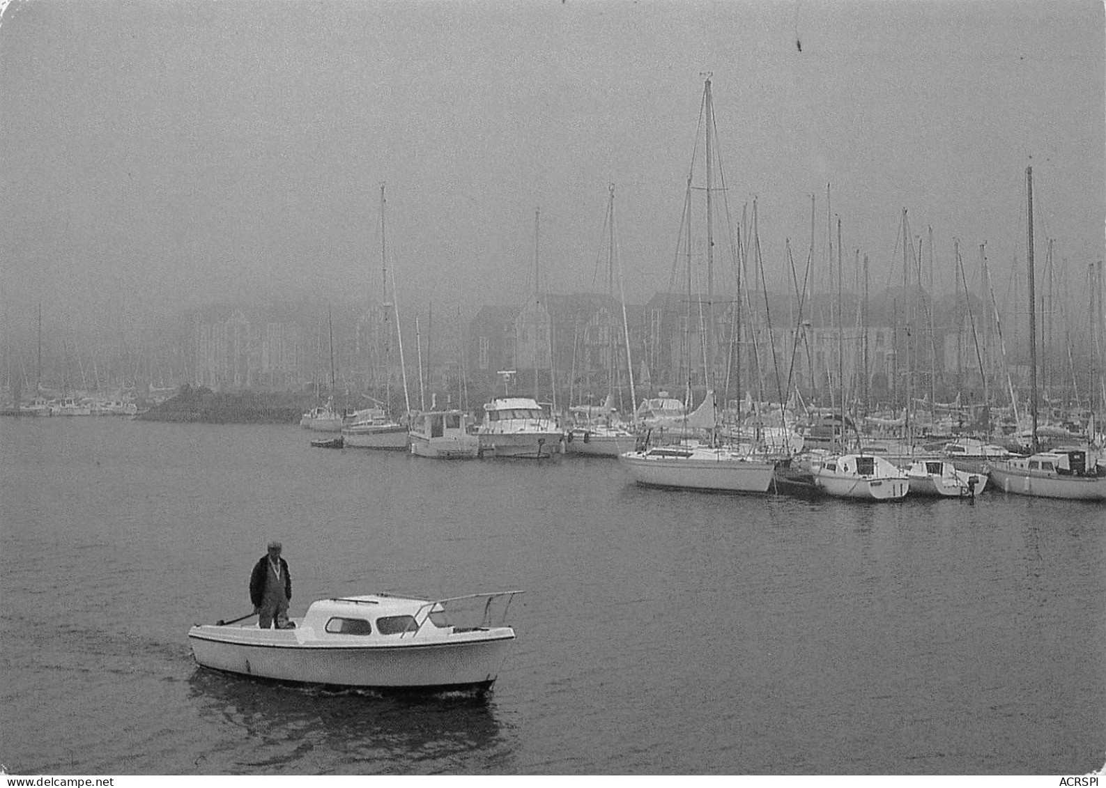 56 Presqu'île De RHUYS ARZON Le CROUESTY Brume Sur Le Port (Scan R/V) N° 18 \MS9029 - Arzon