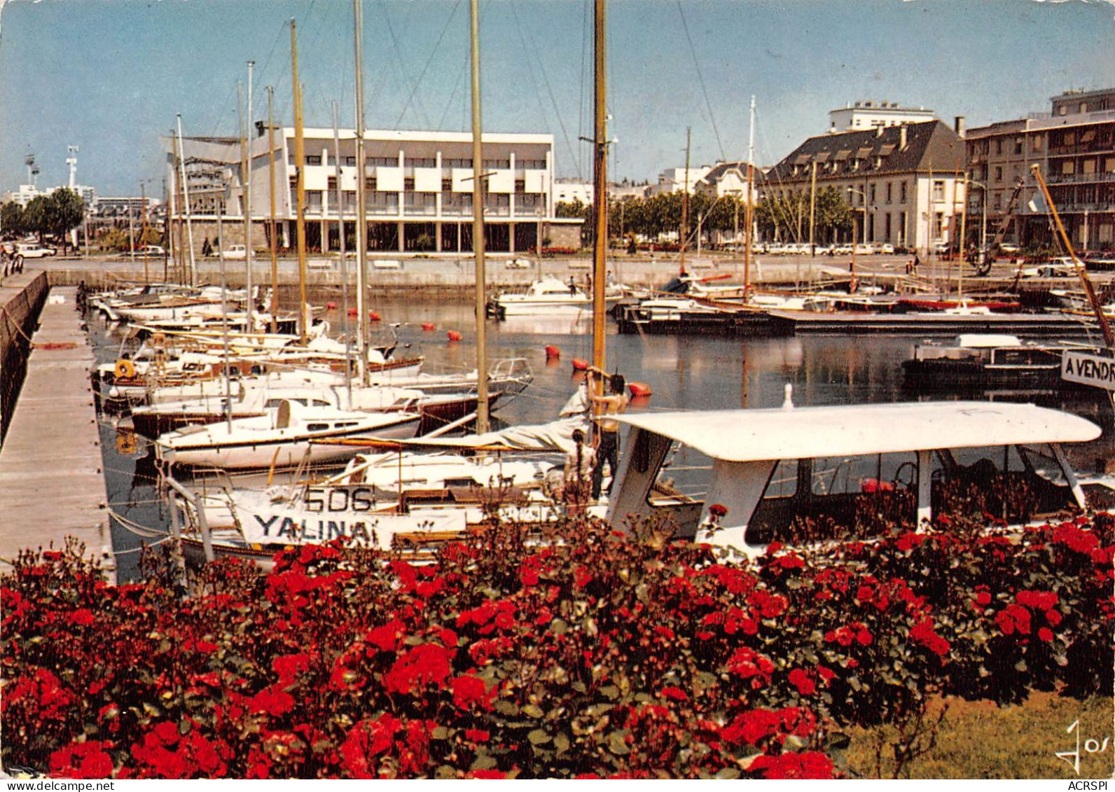 56 LORIENT Les Jardins Devant Le Bassin Des Yachts (Scan R/V) N° 6 \MS9021 - Lorient