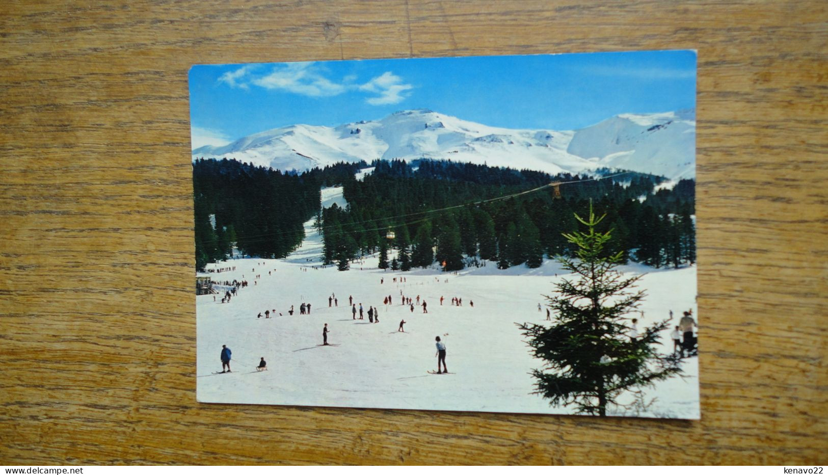 Le Super-lioran , Les Champs De Neige Au Pied Du Plomb Du Cantal "" Carte Animée Skieurs "" - Autres & Non Classés