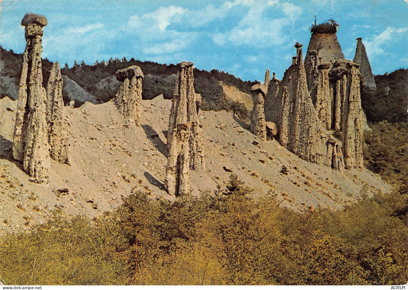 05 Serre-Ponçon Les Demoiselles Coiffées Du Sauze Dominant Le Lac (Scan R/V) N° 13 \MS9053 - Embrun