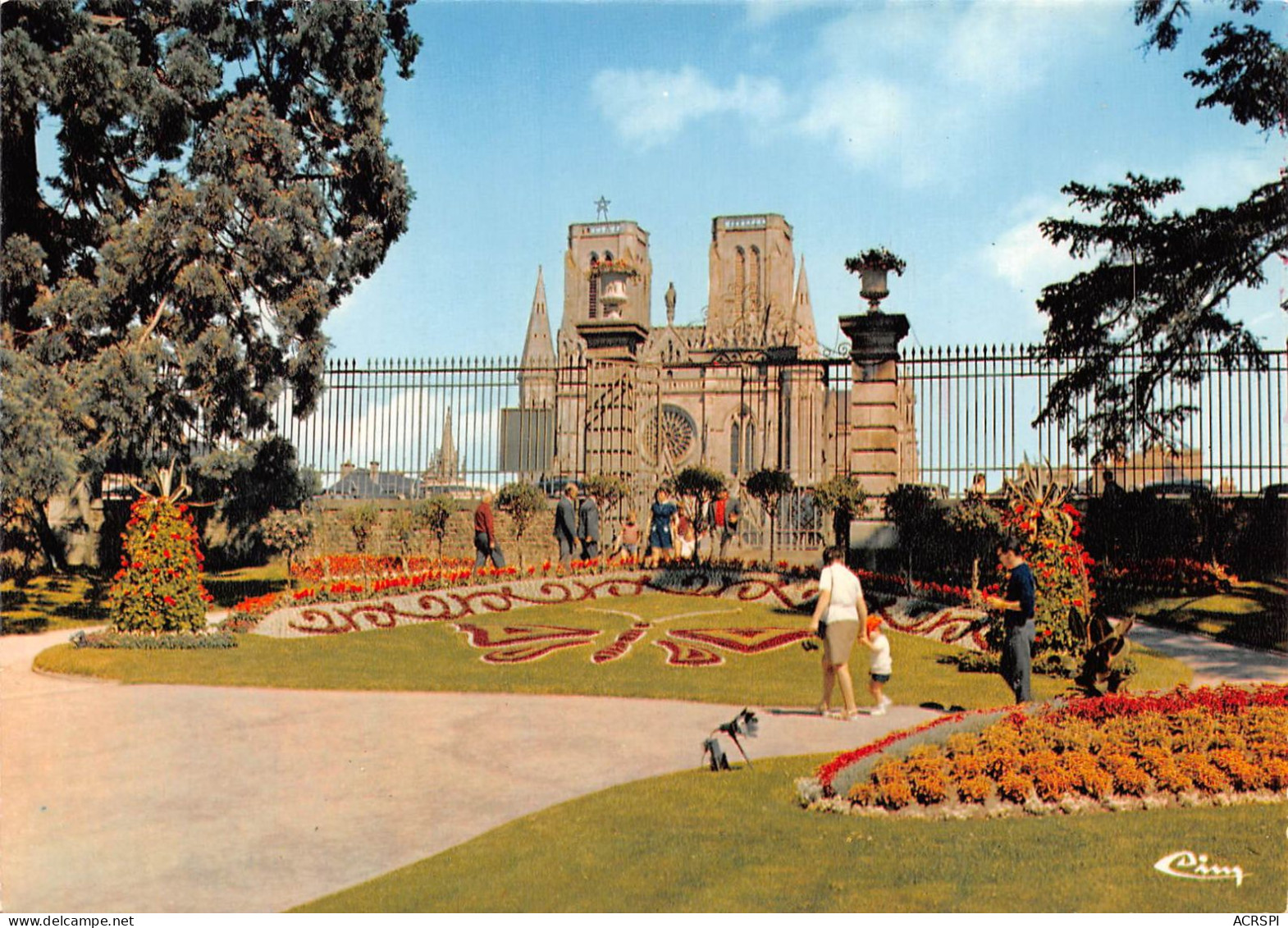 50 AVRANCHES Jardin Des Plantes Le Papillon Du Parc (Scan R/V) N° 40 \MS9052 - Avranches