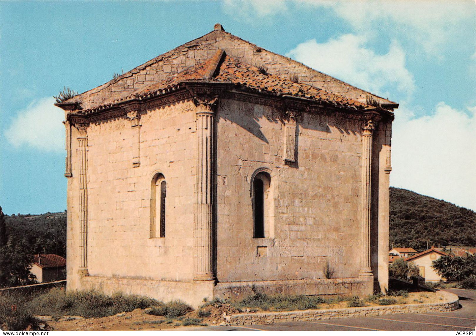 84 VAISON-LA-ROMAINE Abside Triangulaire De La Chapelle Saint-Quentin (Scan R/V) N° 21 \MS9075 - Vaison La Romaine