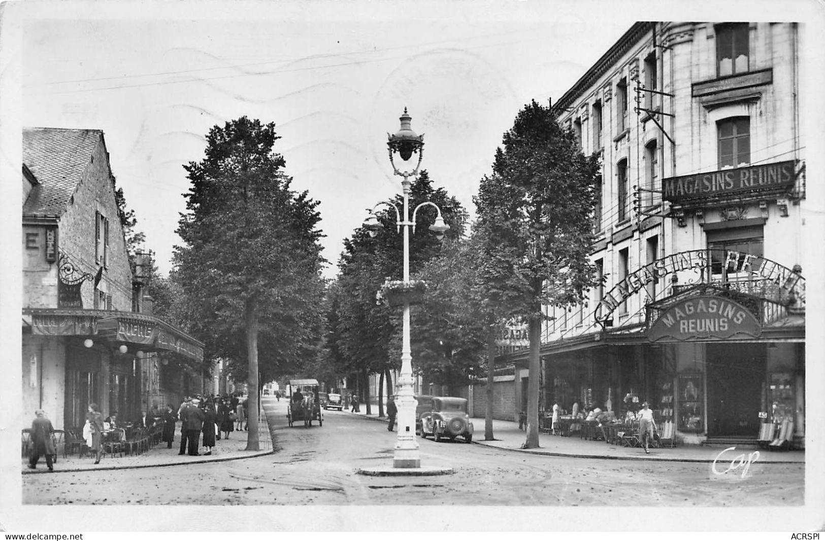 08 Charleville-Mézières Rue Jean-Jaures Magasins Réunis (Scan R/V) N° 51 \MS9070 - Charleville