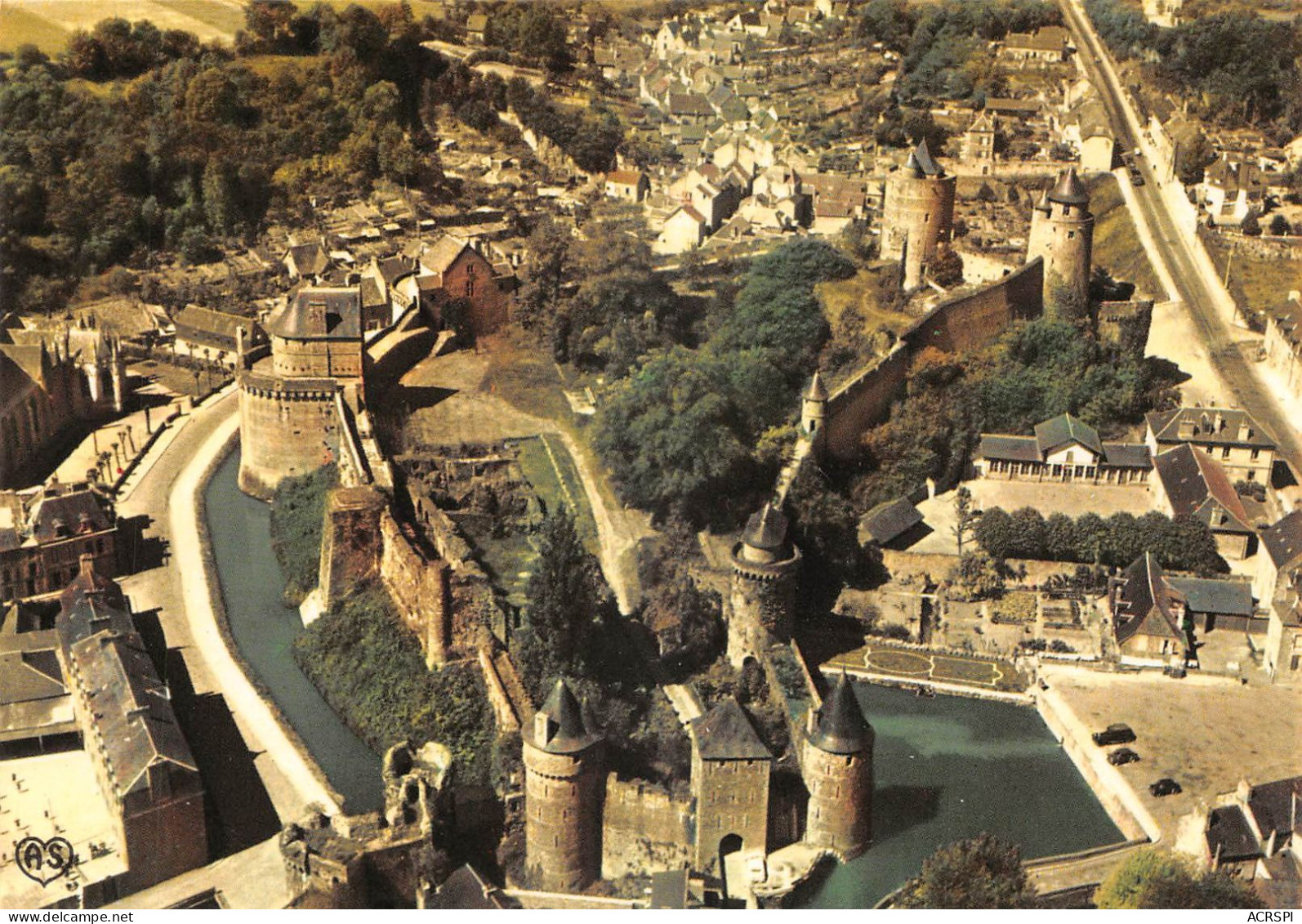 35 FOUGERES Le Chateau (Scan R/V) N° 57 \MS9084 - Fougeres