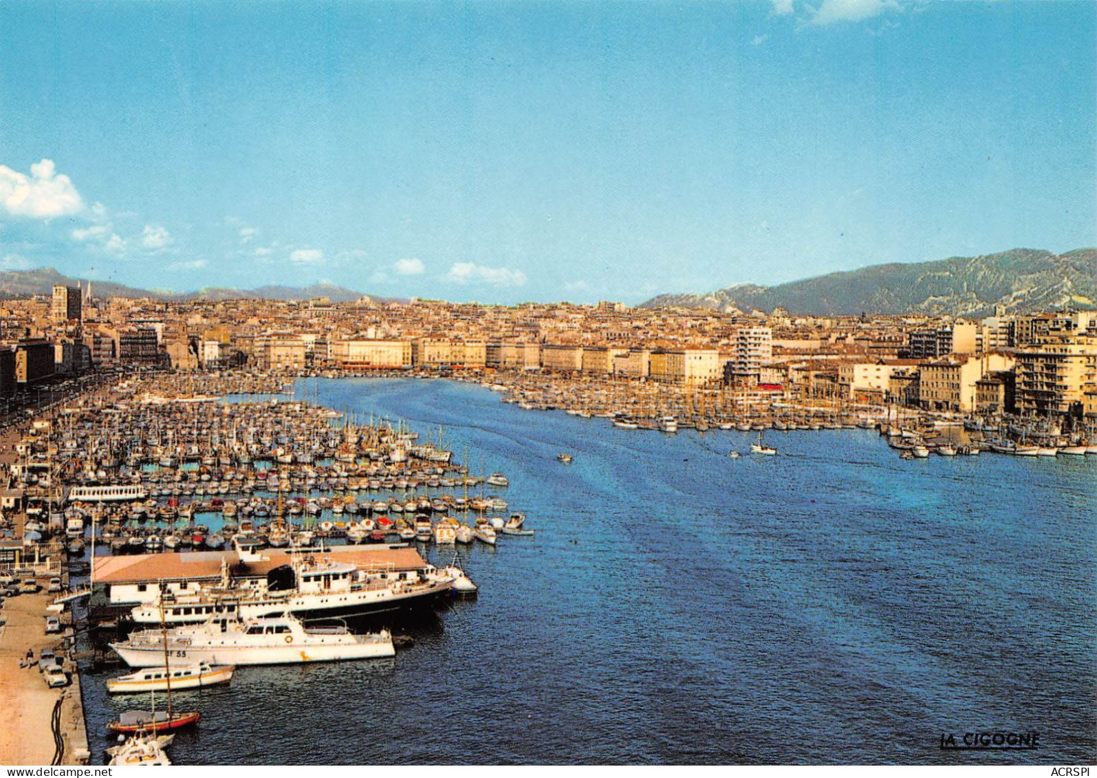 13 MARSEILLE Le Vieux Port Vue Générale (Scan R/V) N° 67 \MS9092 - Oude Haven (Vieux Port), Saint Victor, De Panier