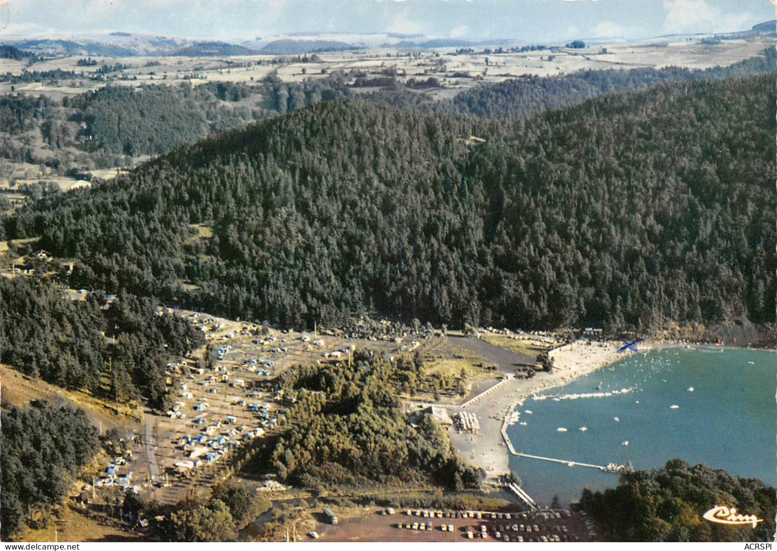 63 LAC CHAMBON Plage Et Camping Vue Aérienne (Scan R/V) N° 35Bis \MS9089 - Besse Et Saint Anastaise