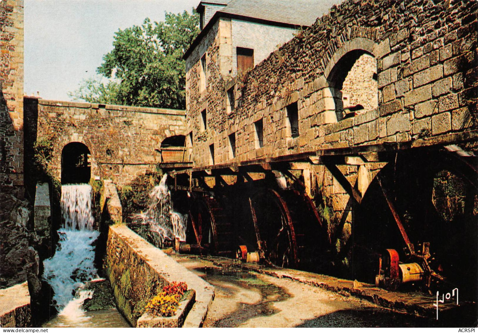 35 FOUGERES Le Moulin à Eausur Le Nançon Carte Vierge Non Circulé (Scan R/V) N° 40 \MS9087 - Fougeres