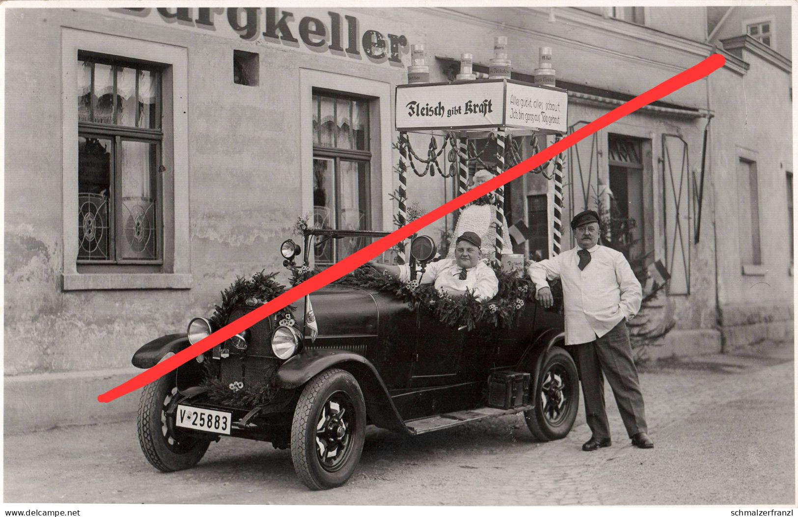 Foto AK Treuen Gasthof Restaurant Burgkeller Gerberstraße Oldtimer A Lengenfeld Rodewisch Falkenstein Auerbach Vogtland - Auerbach (Vogtland)