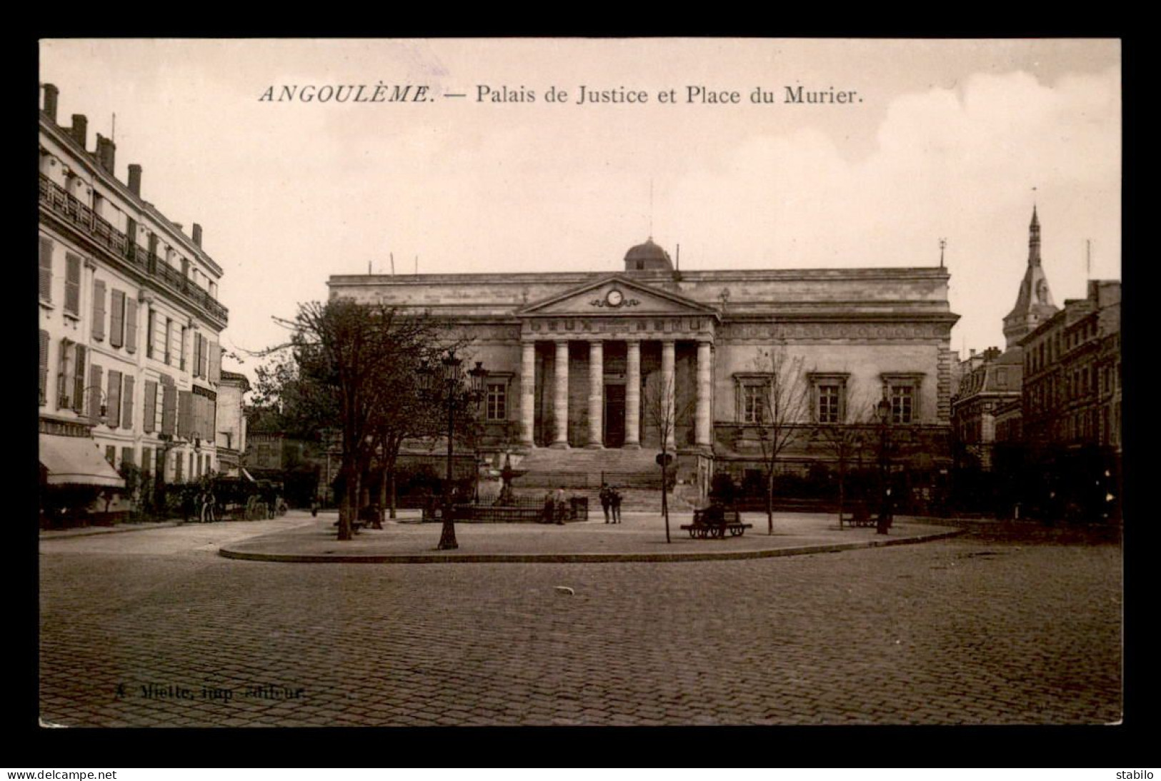 16 - ANGOULEME - PALAIS DE JUSTICE ET PLACE DU MURIER - Angouleme