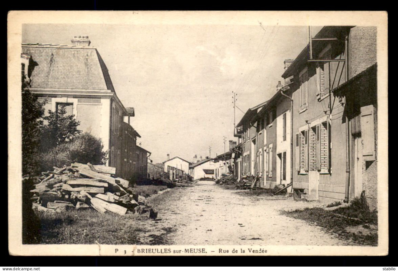 55 - BRIEULLES - RUE DE LA VENDEE - SANS EDITEUR - Autres & Non Classés