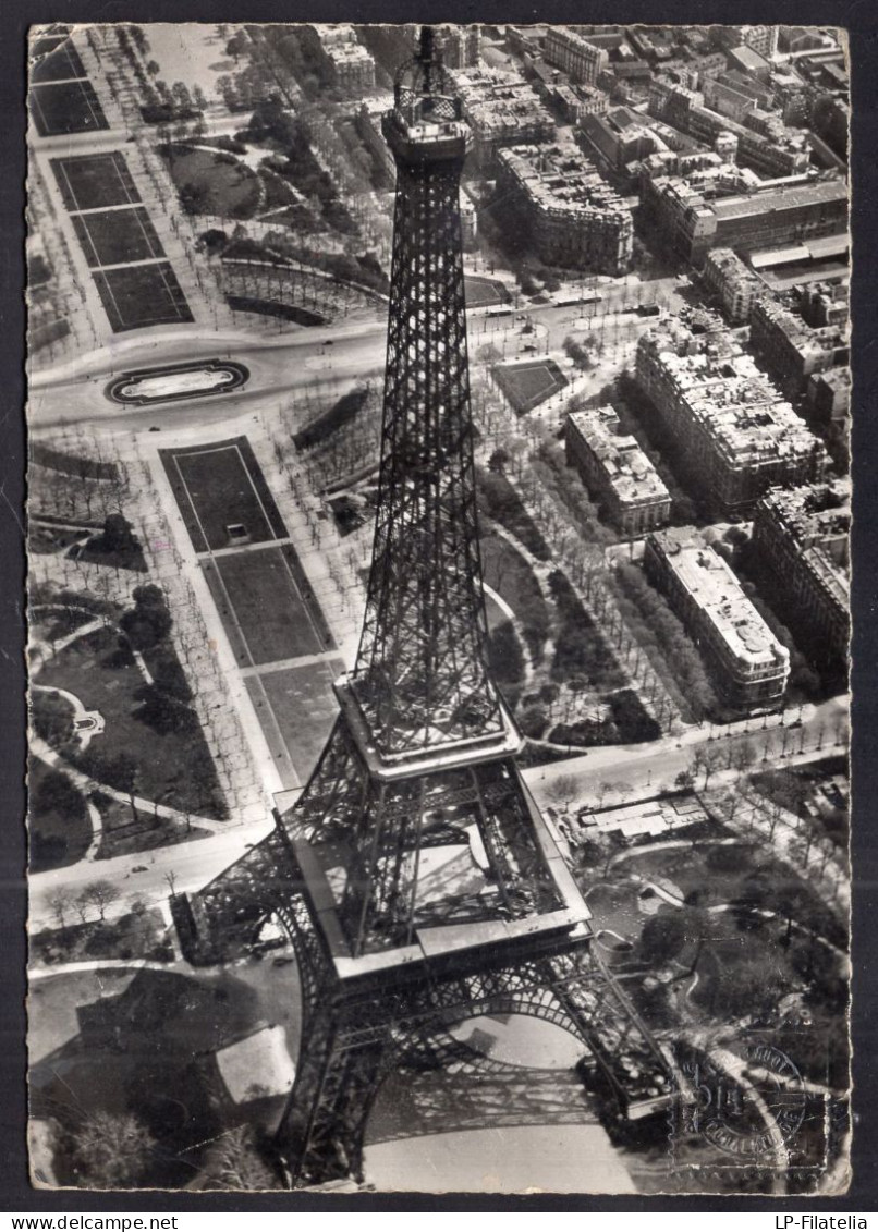 France - 1953 - Paris - La Tour Eiffel - Eiffelturm