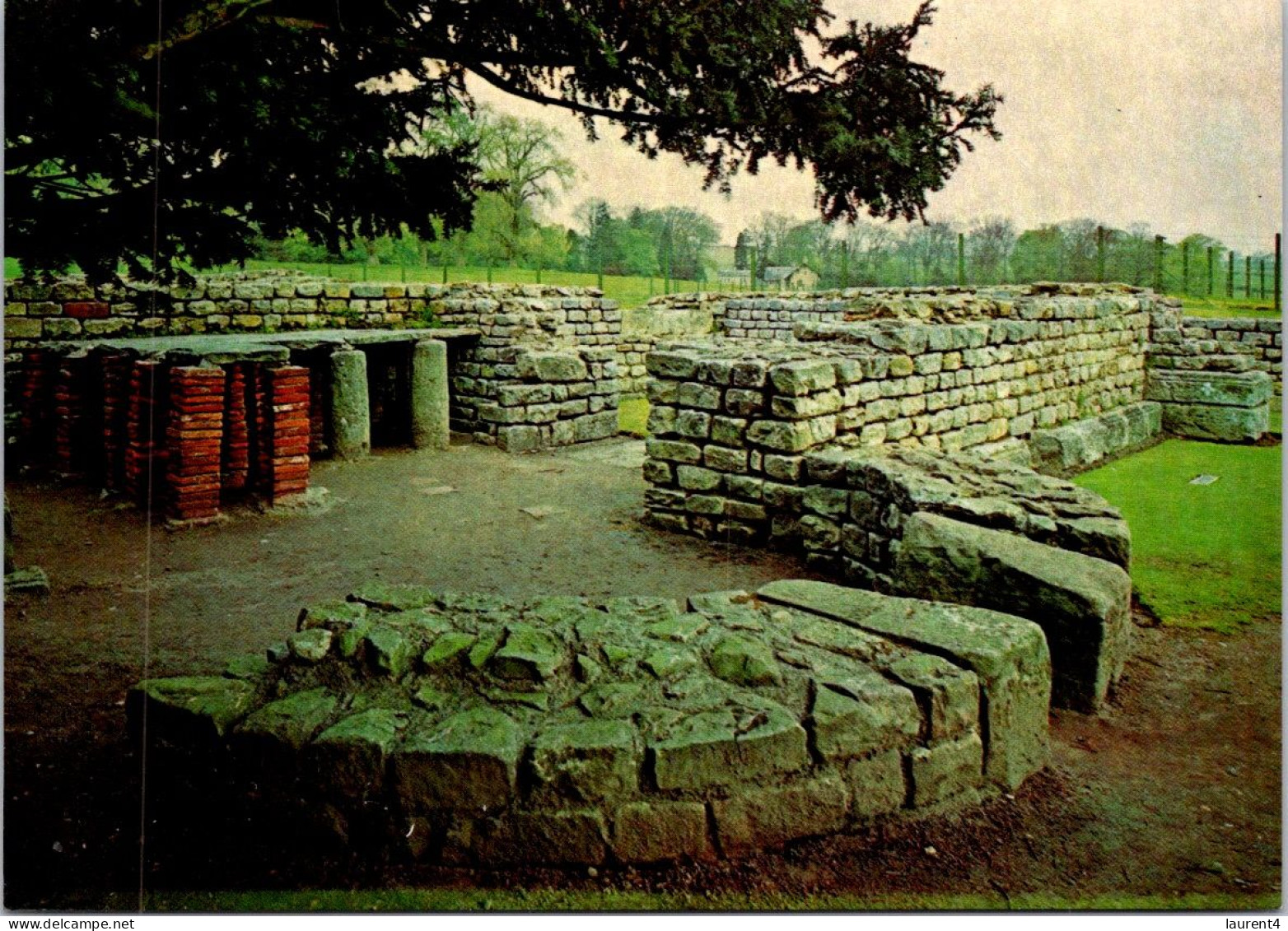 7-5-2024 (4 Z 28) UK - Chesters Roman Fort (bath House) - Kasernen