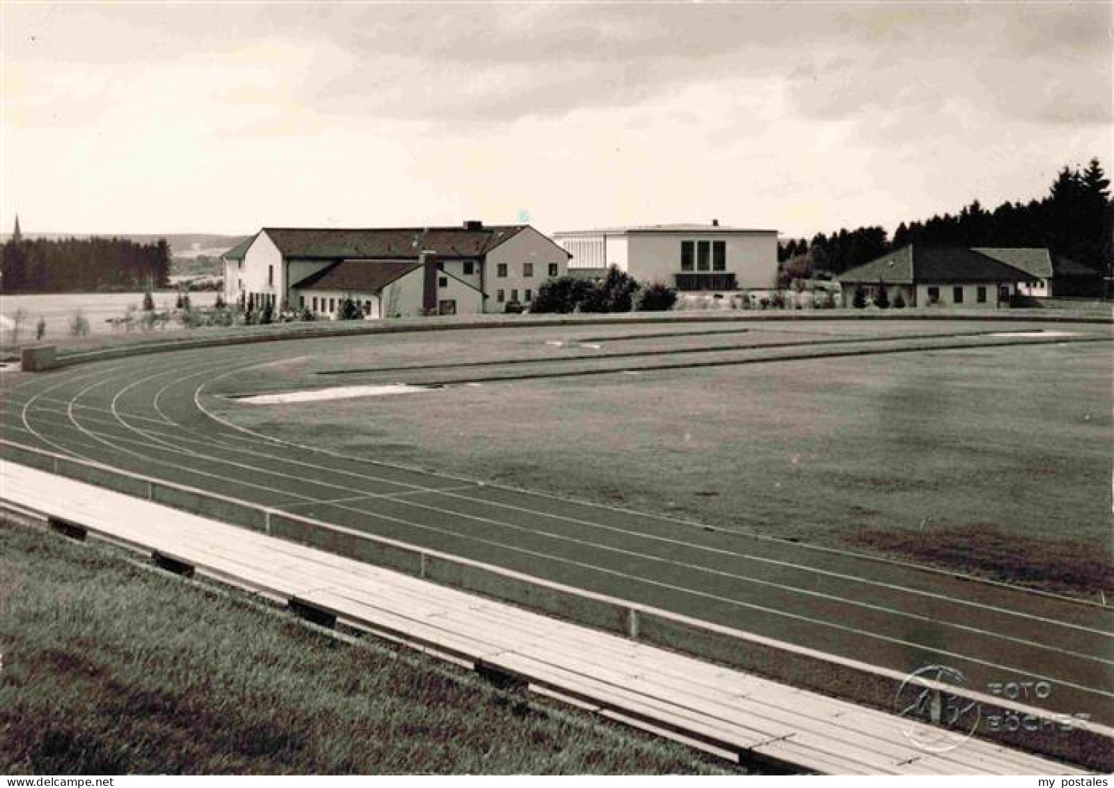 73974989 Gruenberg__Hessen Sportschule Gruenberg Des Hess Fussballverbandes Stad - Otros & Sin Clasificación