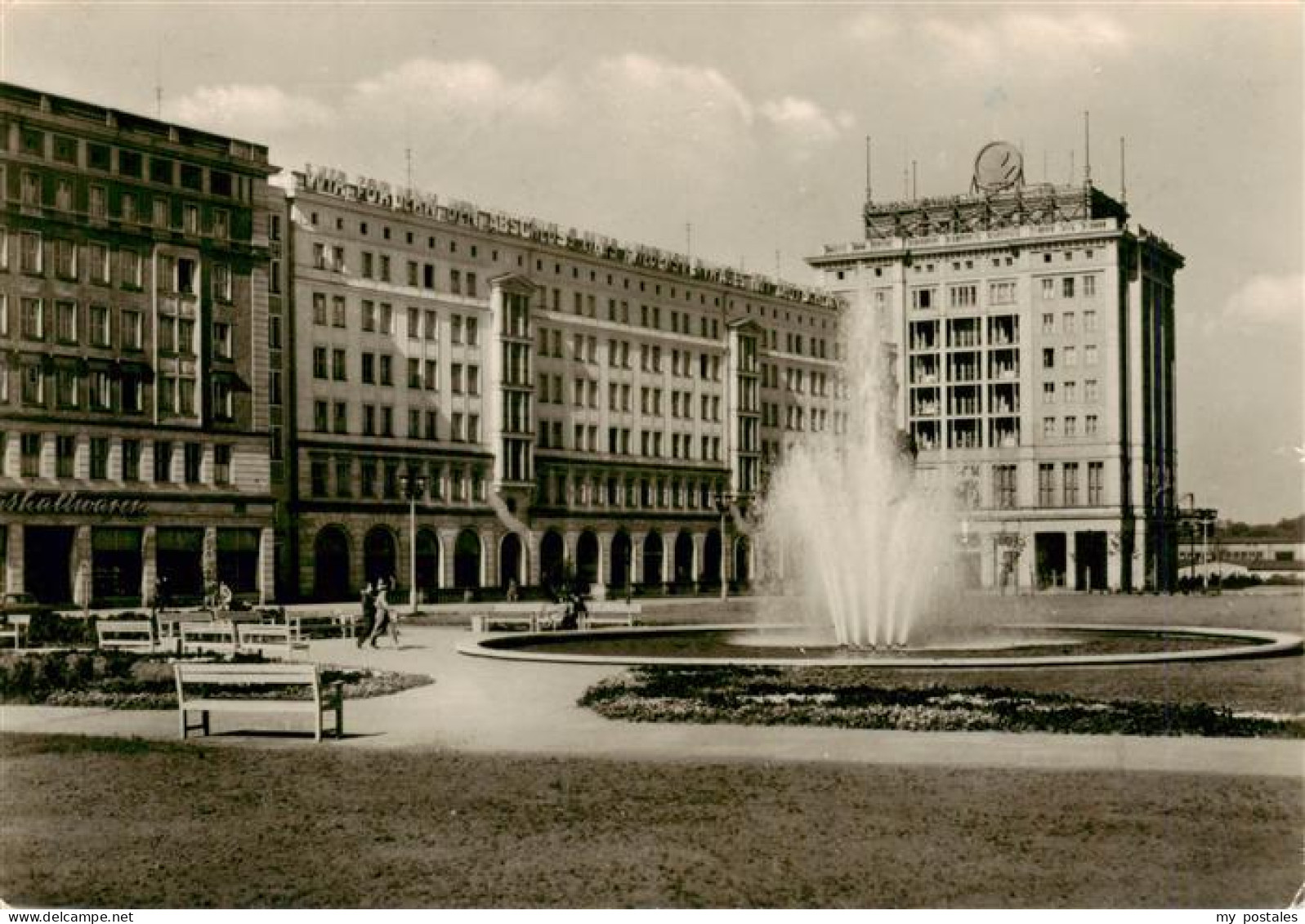 73902601 Magdeburg Stadtplatz Fontaene Magdeburg - Magdeburg