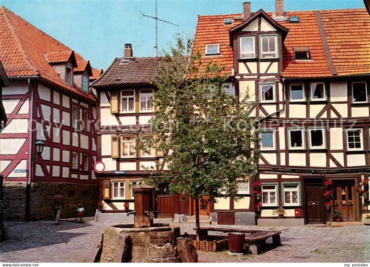 73247847 Alsfeld Brunnen Fachwerkhaeuser Altstadt Alsfeld - Alsfeld