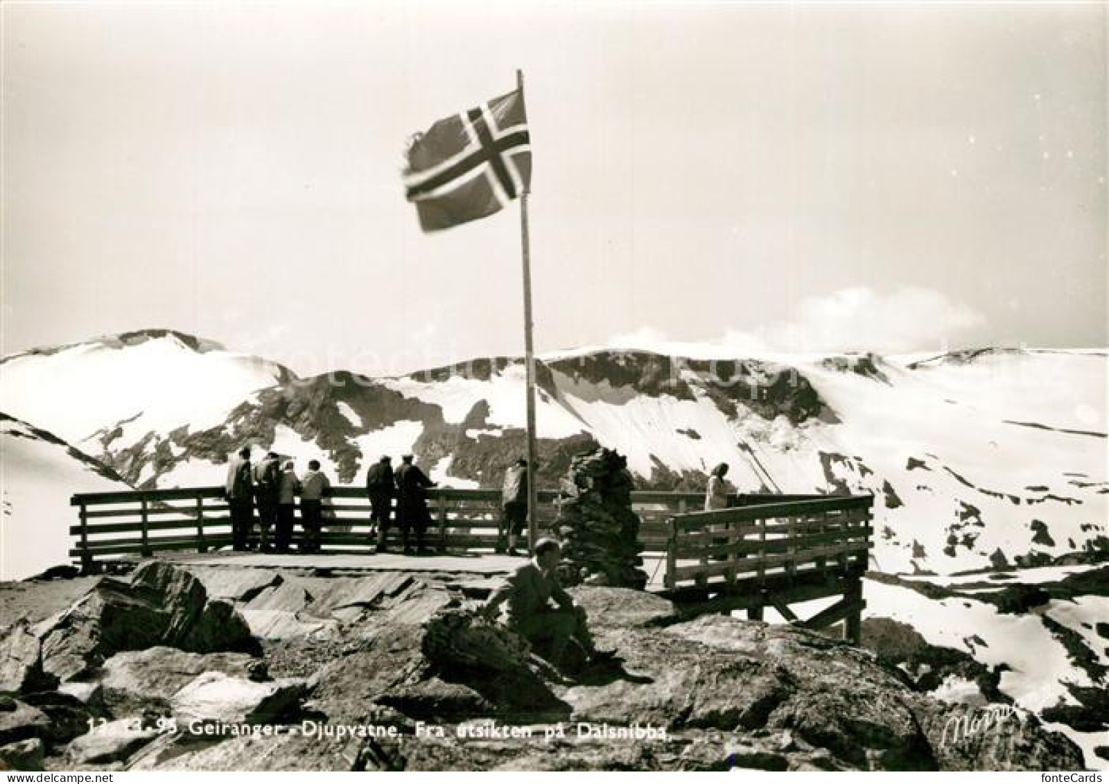 73163987 Geiranger Gipfelkreuz Aussichtsplattform Geiranger - Norway