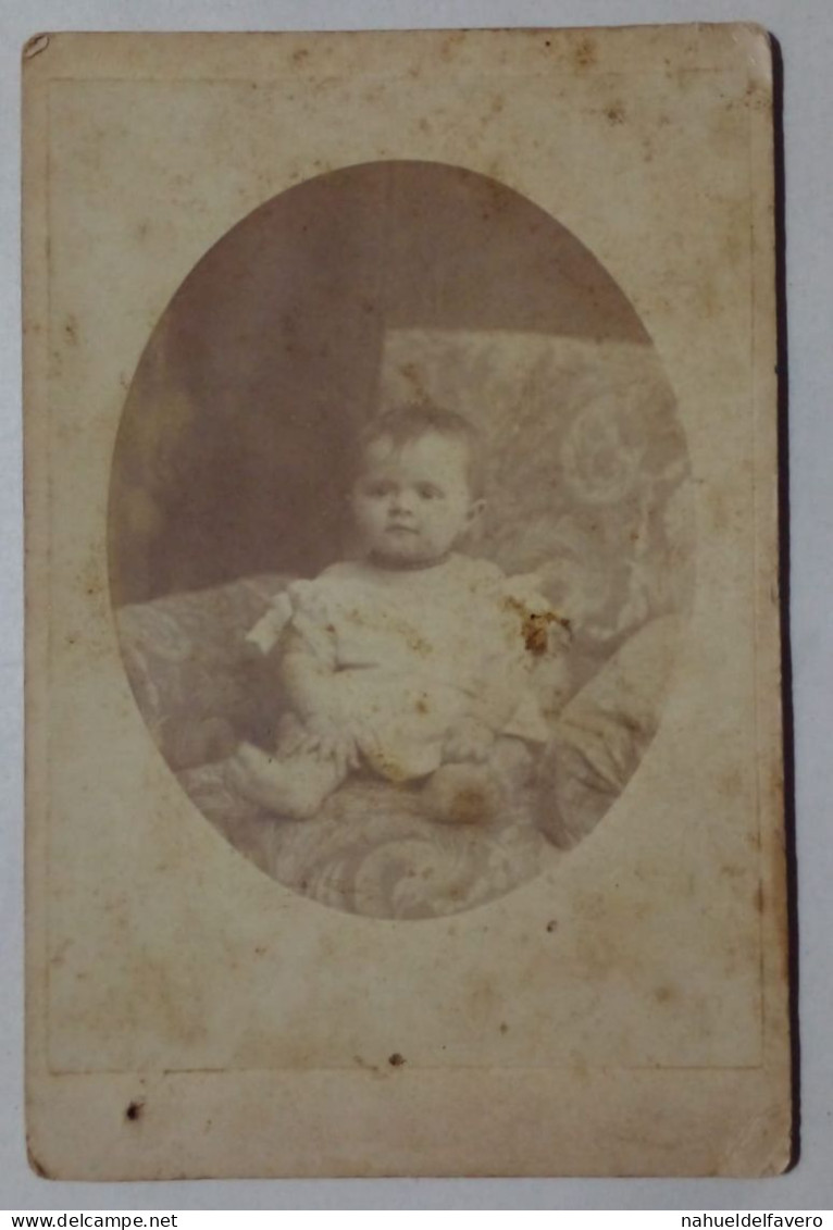 Photographie - Portrait D'un Bébé. - Anciennes (Av. 1900)