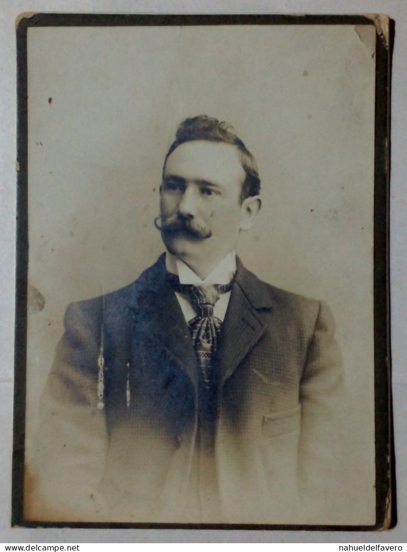 Photographie - Portrait D'un Homme. - Anciennes (Av. 1900)