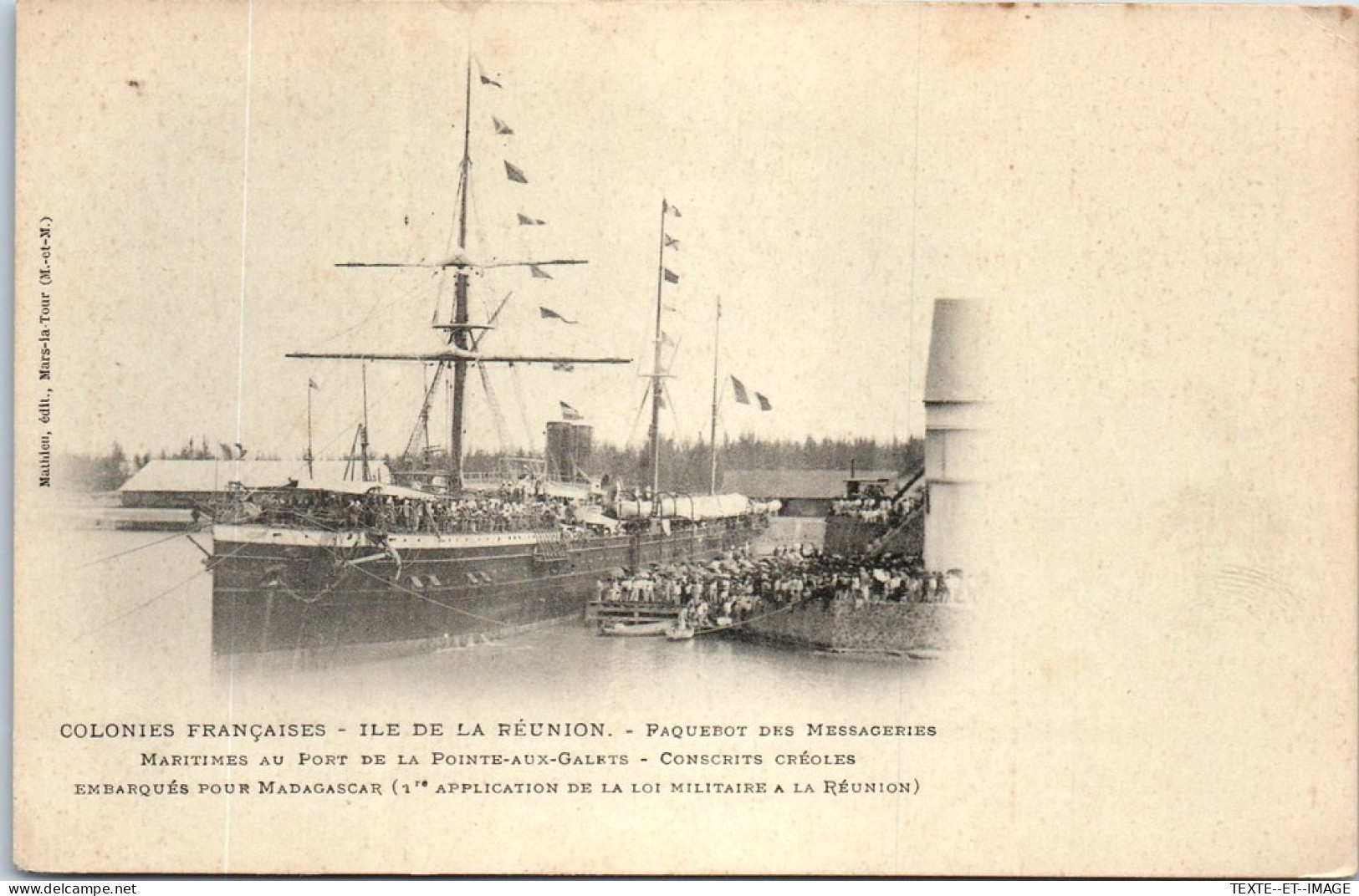 974 REUNION - Un Paquebot Au Port De Pointe Aux Galets  - Other & Unclassified