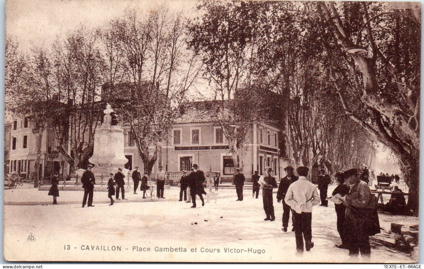 83 CAVAILLON - Place Gambetta Et Cours Victor Hugo. - Other & Unclassified
