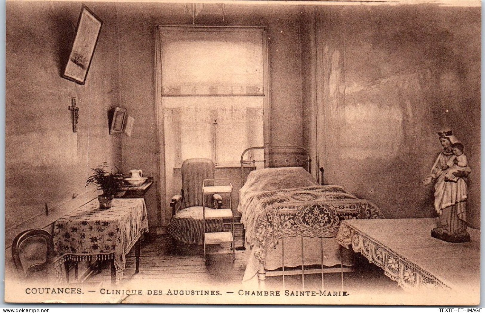 50 COUTANCES  Clinique Des Augustines, Chambre Sainte Marie.  - Coutances