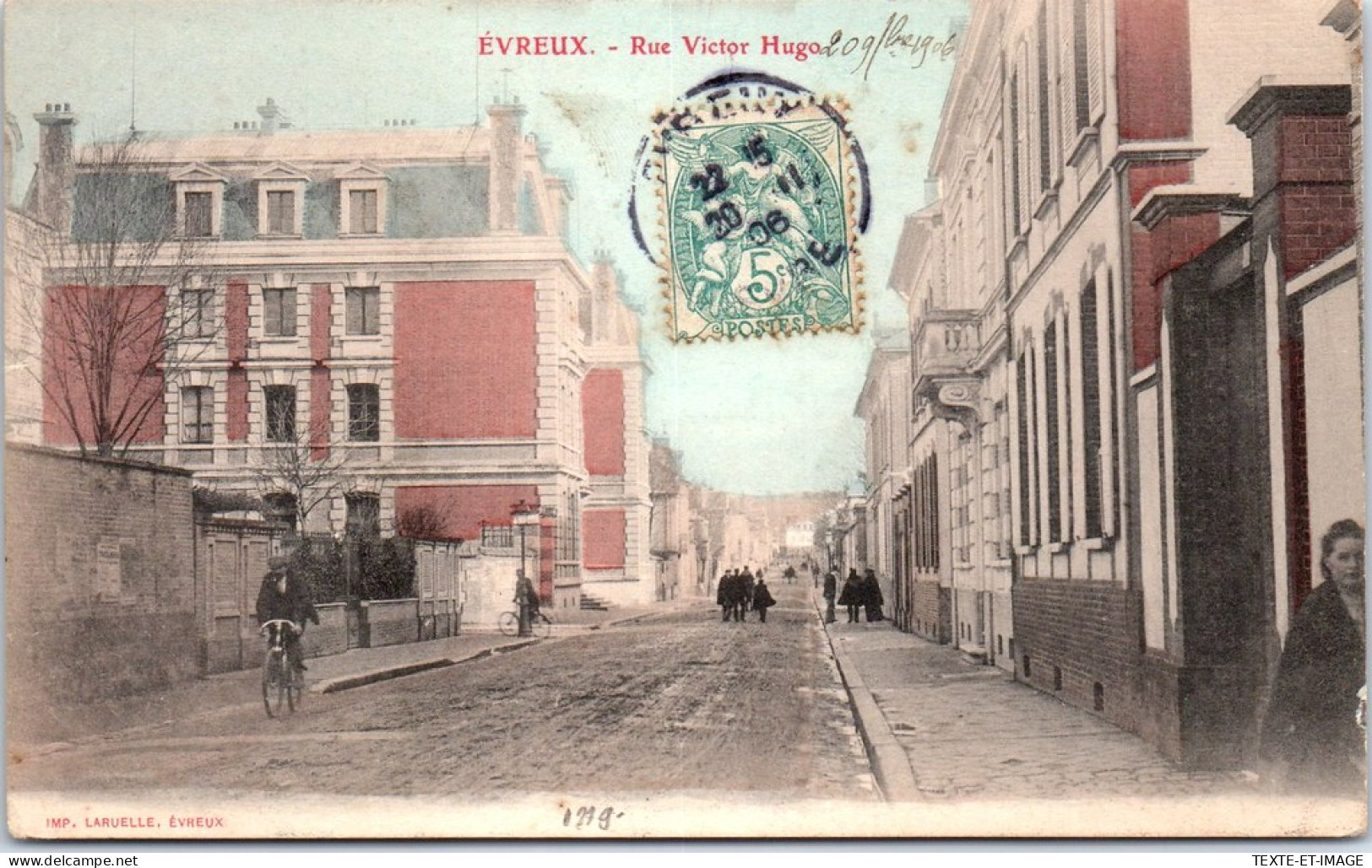 27 EVREUX - La Rue Victor Hugo. - Evreux