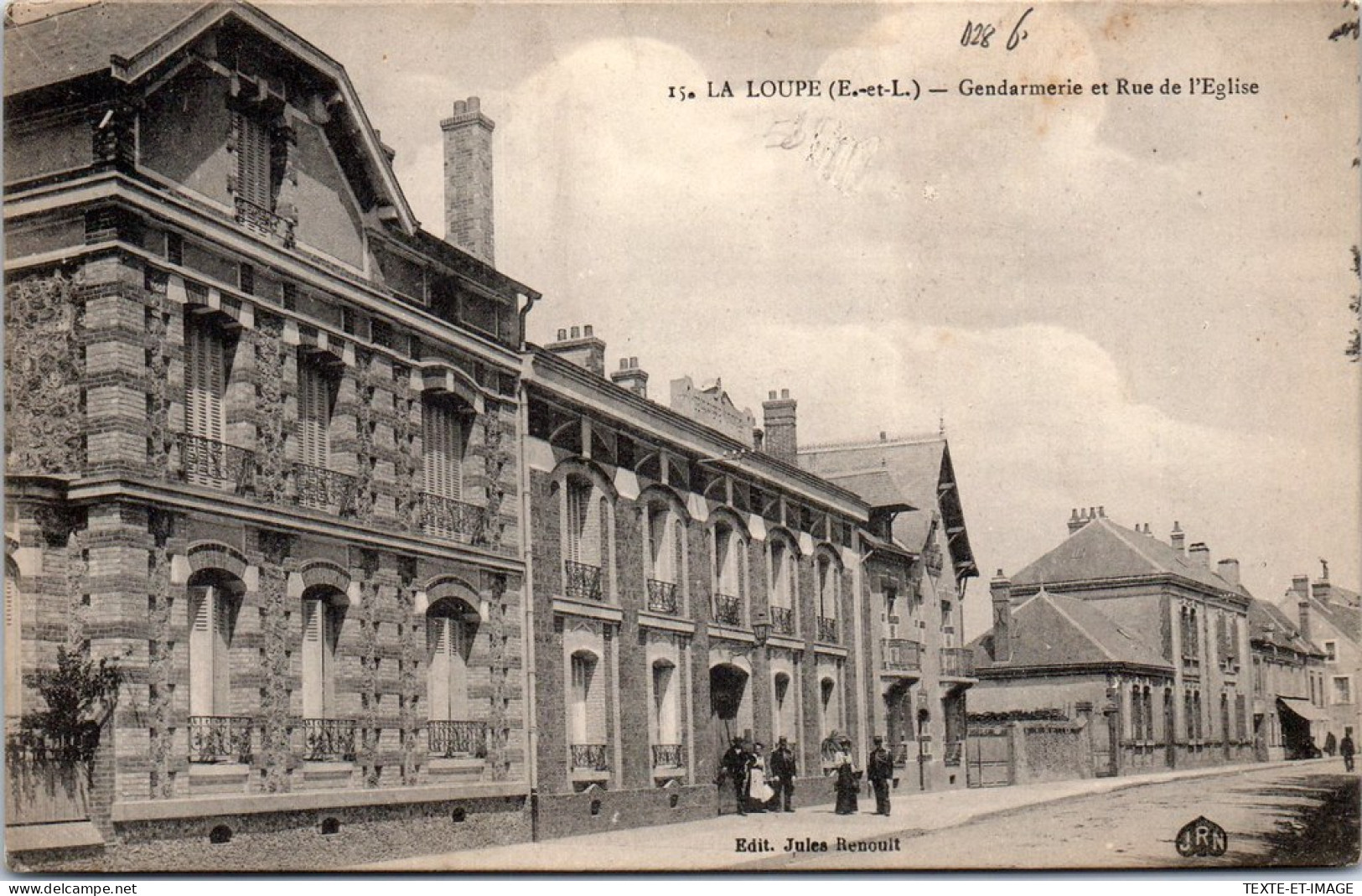 28 LA LOUPE - Gendarmerie Et La Rue De L'eglise. - La Loupe
