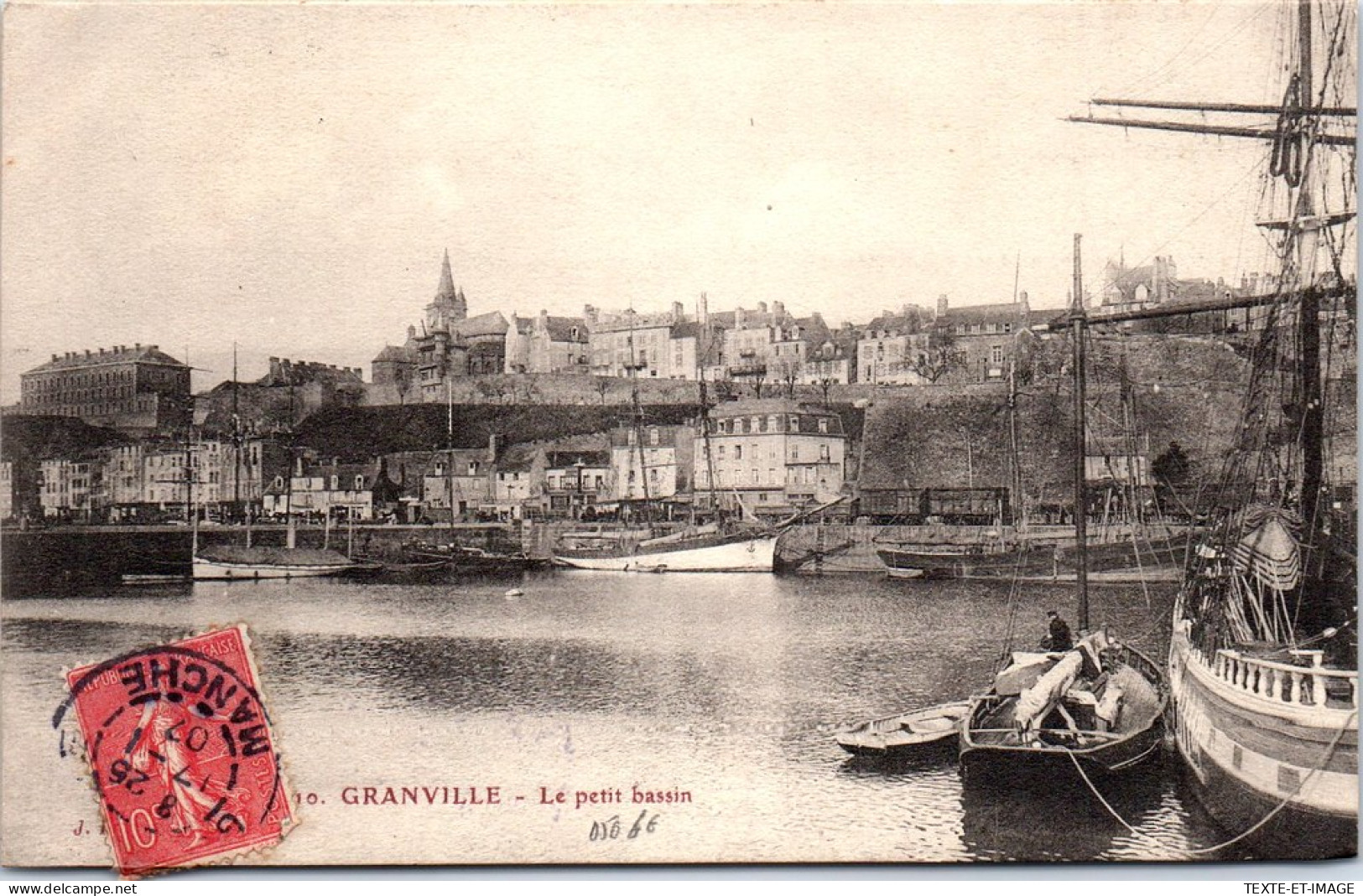 50 GRANVILLE - Vue Du Petit Bassin  - Granville